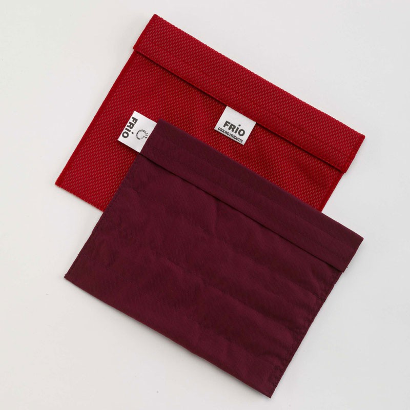 FRIO Expeditions Modell Rot 21 * 16 cm mit Außen- und Innentasche